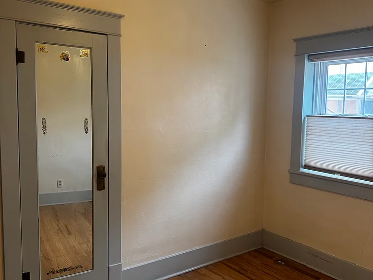 317 Dartmouth Dr SE — Photo 21