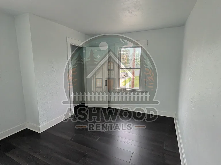 200 E Siebenthaler Ave — Photo 19