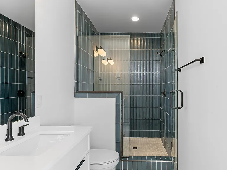 1729 Simpkins St — Photo 21