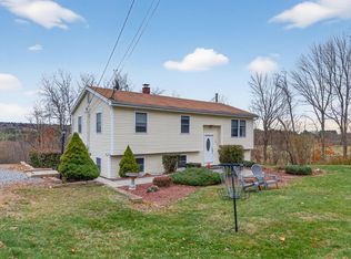 1653 Augusta Road, Bowdoin, ME 04287