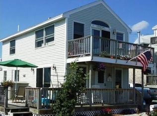 6 44th St, Newbury, MA 01951