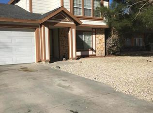 535 E Ivesbrook St, Lancaster, CA 93535
