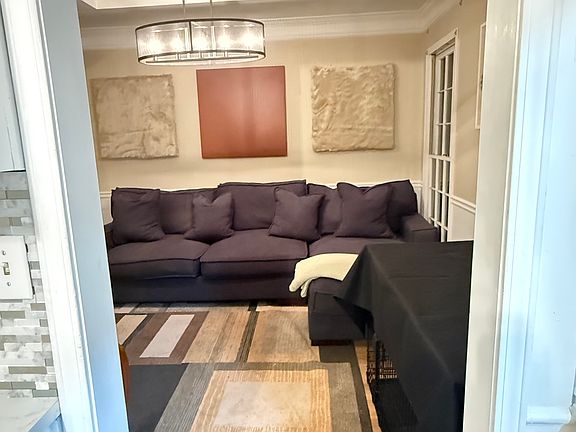 2nd image of 82 Shoreline Way
