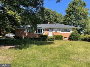 6620 Napoli Rd, Temple Hills, MD 20748