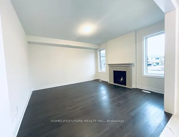 15 Wesley Brooks St — Photo 9