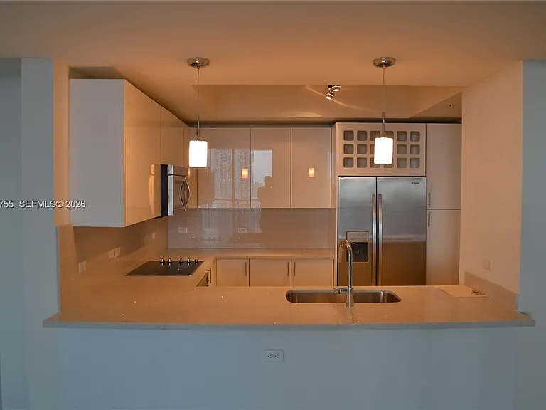 999 SW 1st Ave #2517 — Photo 4