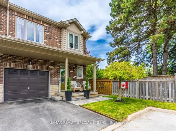 380 Lake St Unit 20, Grimsby, ON L3M 0E8