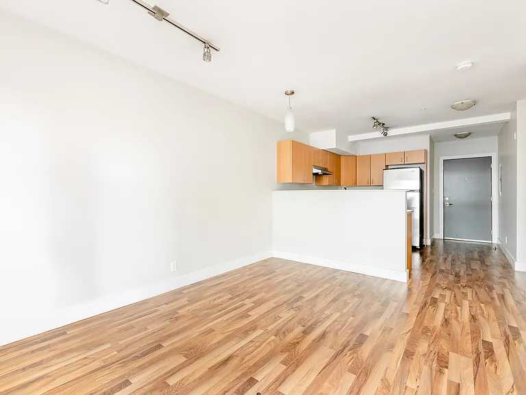 725 Yates St #305 — Photo 11