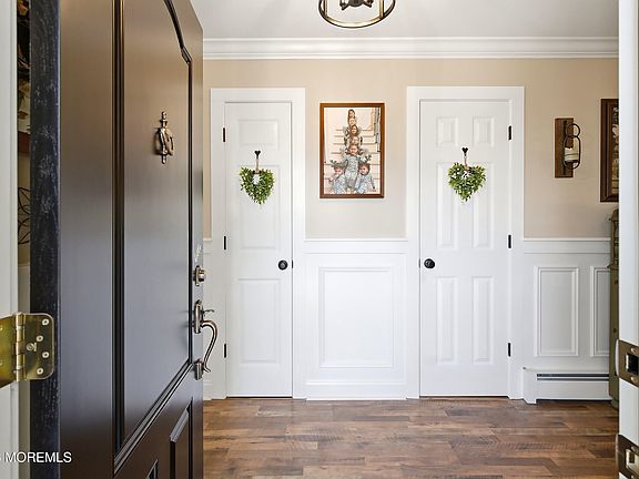 4th image of 354 Port Royal Drive