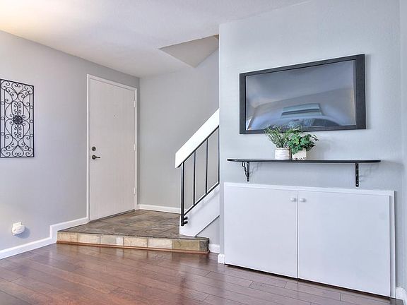 5th image of 4756 Clear River Ct