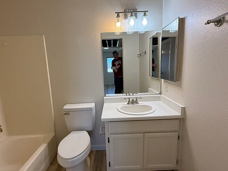 1381 E University Ave #311 — Photo 9