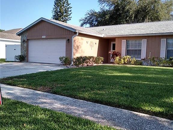 2nd image of 12815 Tallowood Dr