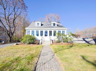 246 Village St, Medway, MA 02053