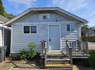 840 1/2 Fremont Ave, Morris, IL 60450