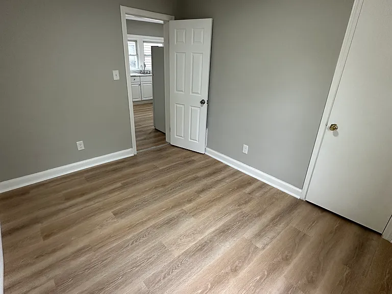 433 Greenwich Ave #2 — Photo 9