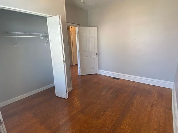 4th image of 4428 Ellenwood Ave