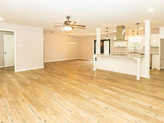 4th image of 114 Juniper Dr