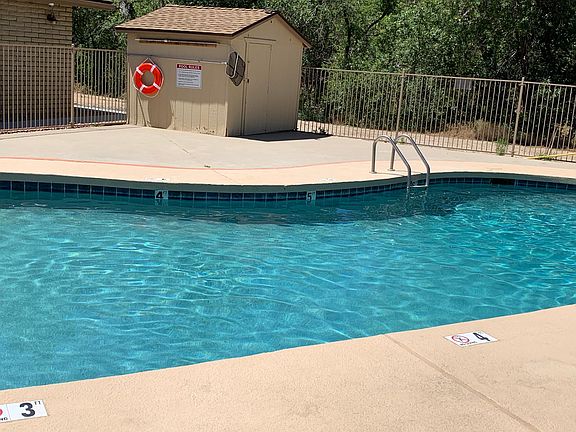 Well maintained pool.