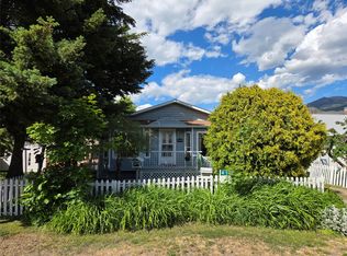 410 6th Ave, Keremeos, BC V0X 1N3