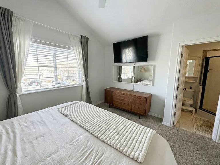 3225 W Davencourt Cir — Photo 9