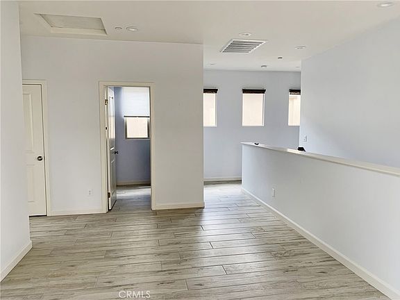 4th image of 15769 Begonia Ave