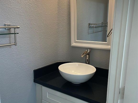 4th image of 540 Saint Michelle Way