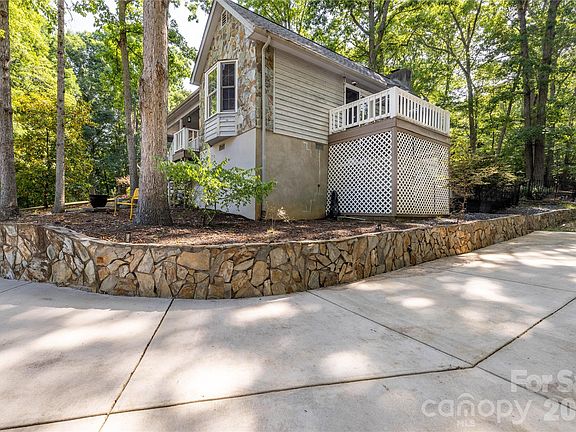 4th image of 281 Jubal Reeves Cir