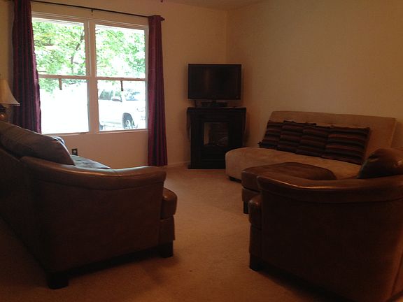 4th image of 1705 Eastborne Dr