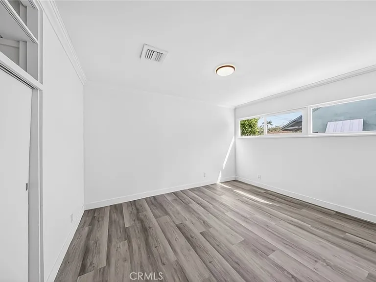 637 W Fernfield Dr — Photo 8