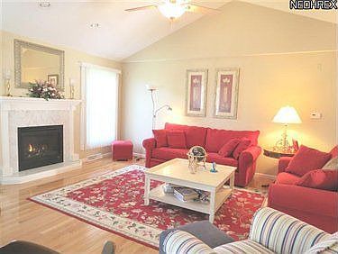 3rd image of 1442 Birch Run Dr