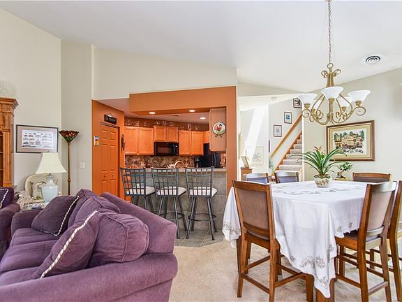 5th image of 361 Windjammer Dr #1