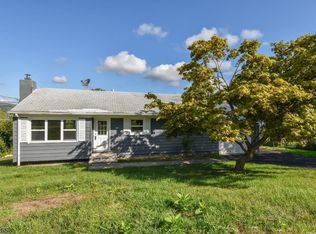 21 Nimbus Dr, Vernon, NJ 07462