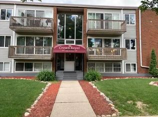 10225 114th St NW #205, Edmonton, AB T5K 1S1