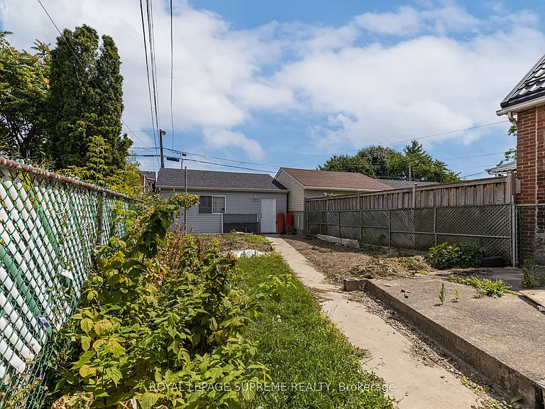 367 Westmoreland Ave N #MAIN — Photo 16
