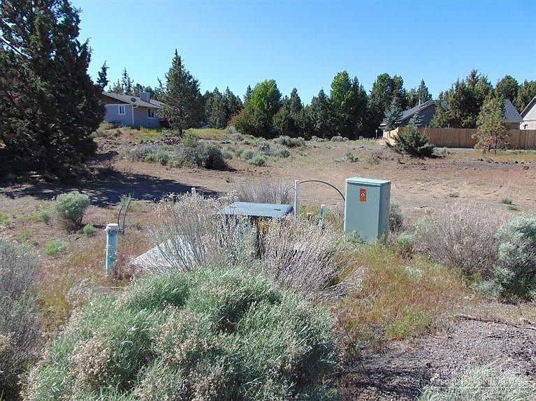 2nd image of 20659 Cooley Rd