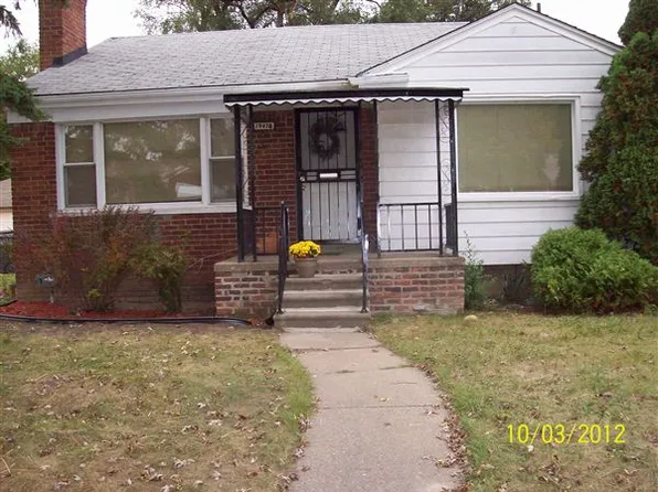 19476 Hubbell St, Detroit, MI 48235