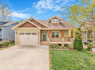 30 Asher Ln, Arden, NC 28704