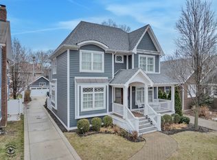 117 S La Grange Rd, La Grange, IL 60525