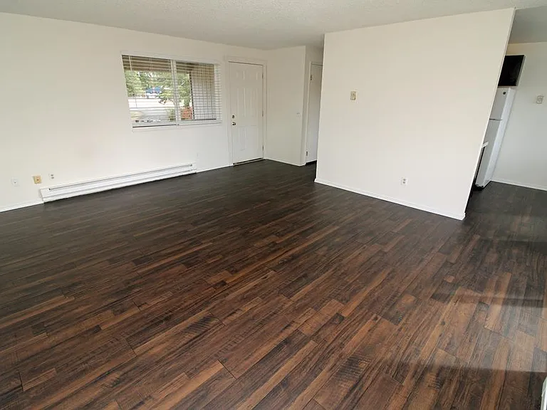 411 Terra Eden St #3 — Photo 6