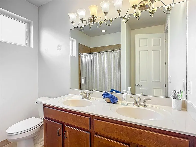 11931 SW Crestwood Cir — Photo 22