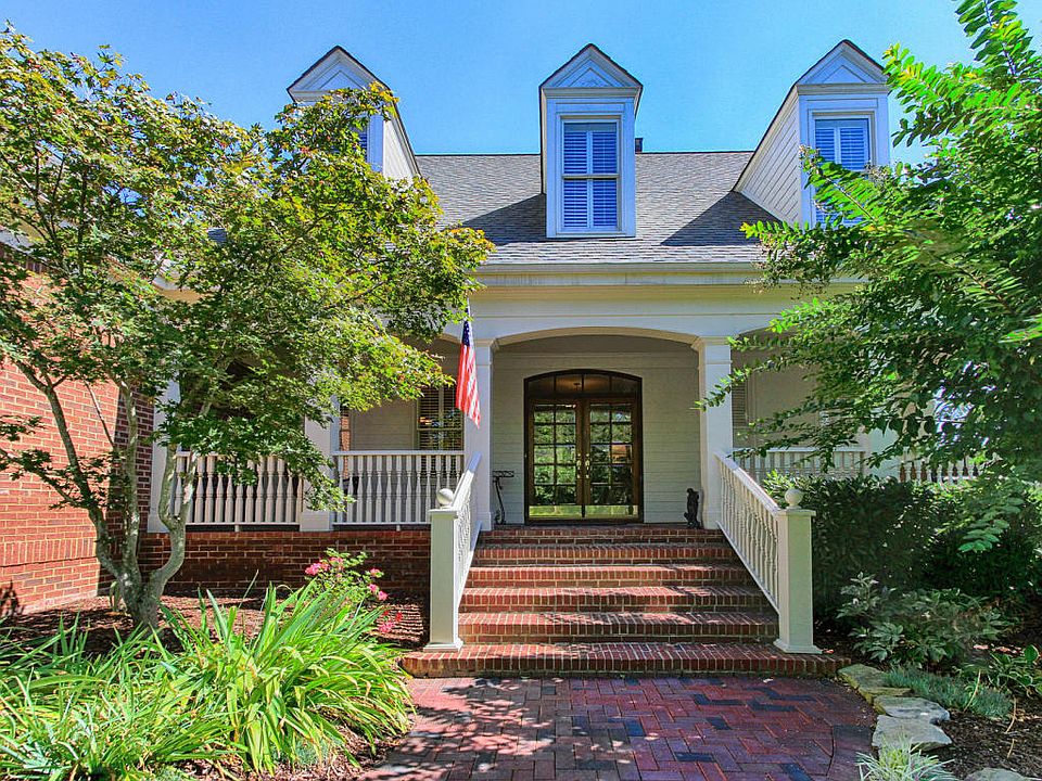 1st image of 804 McKinley Pointe Ln
