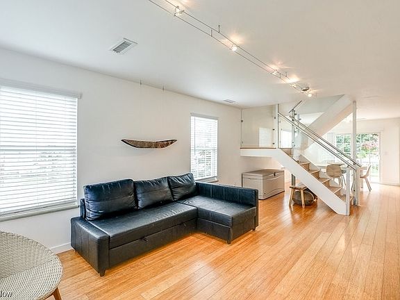 5th image of 8731 Quailridge Ct