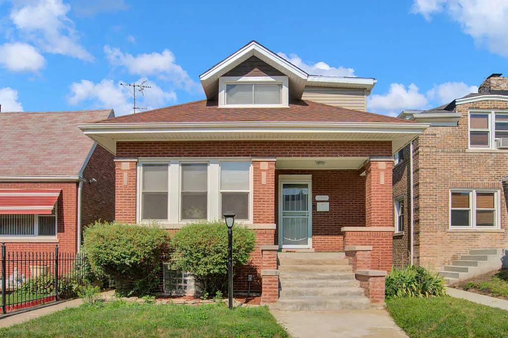 7618 S Euclid Ave photo 1