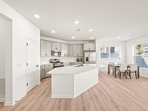 4th image of 1103 150th St W