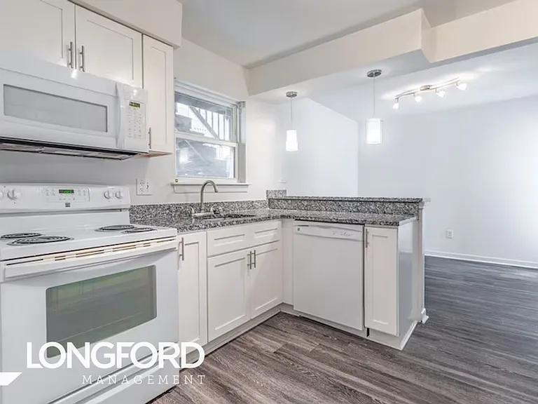 Sonoma Woods Apartments — Photo 3