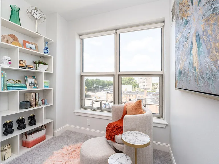 Munroe Place — Photo 14