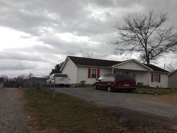 3rd image of 1413 W Lane St