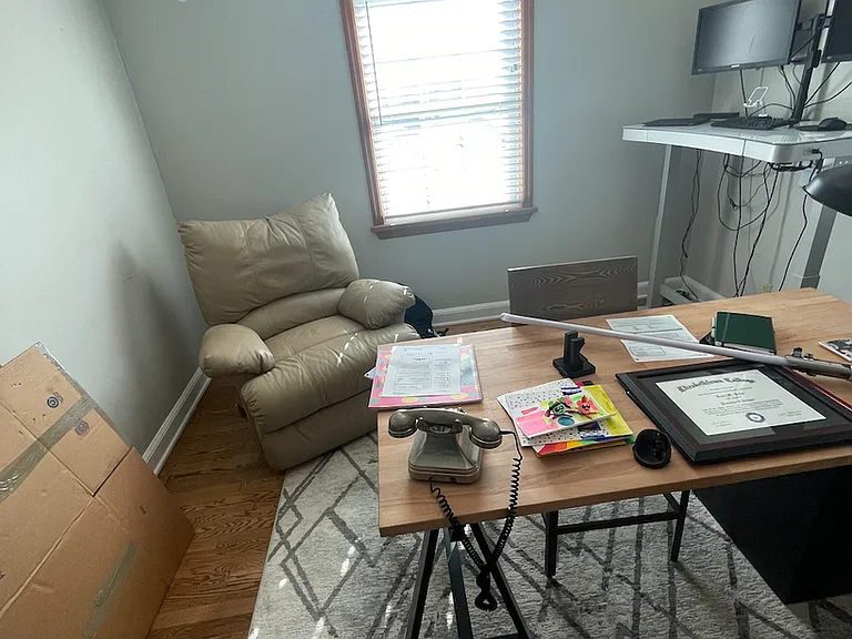 811 California Ave — Photo 6