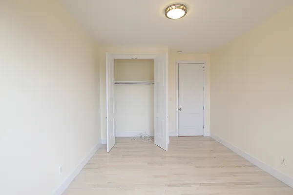 Rented by Compass | media 14