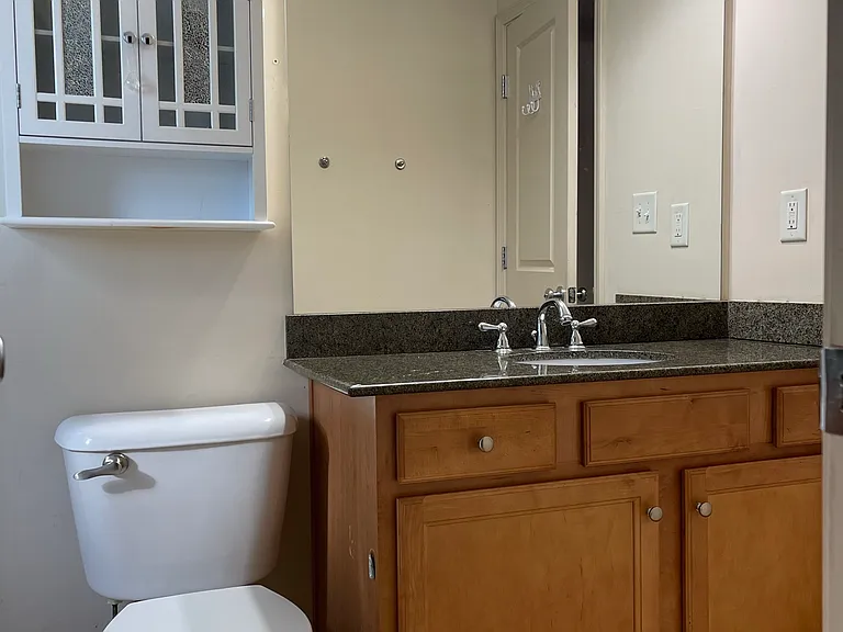 48 Peachtree Rd #111 — Photo 20